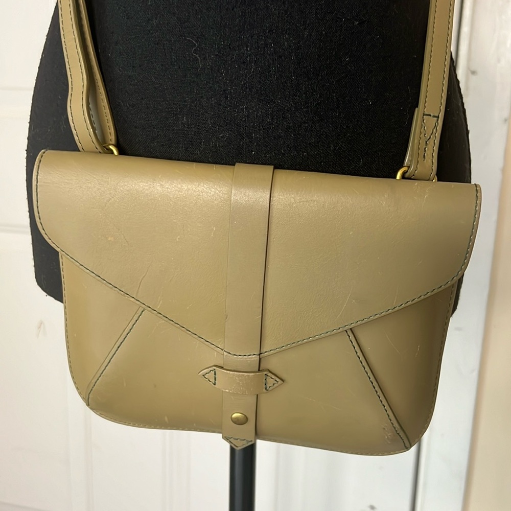 IIIbeca by Joy Gryson Church
Street‎ Crossbody Leather Bag